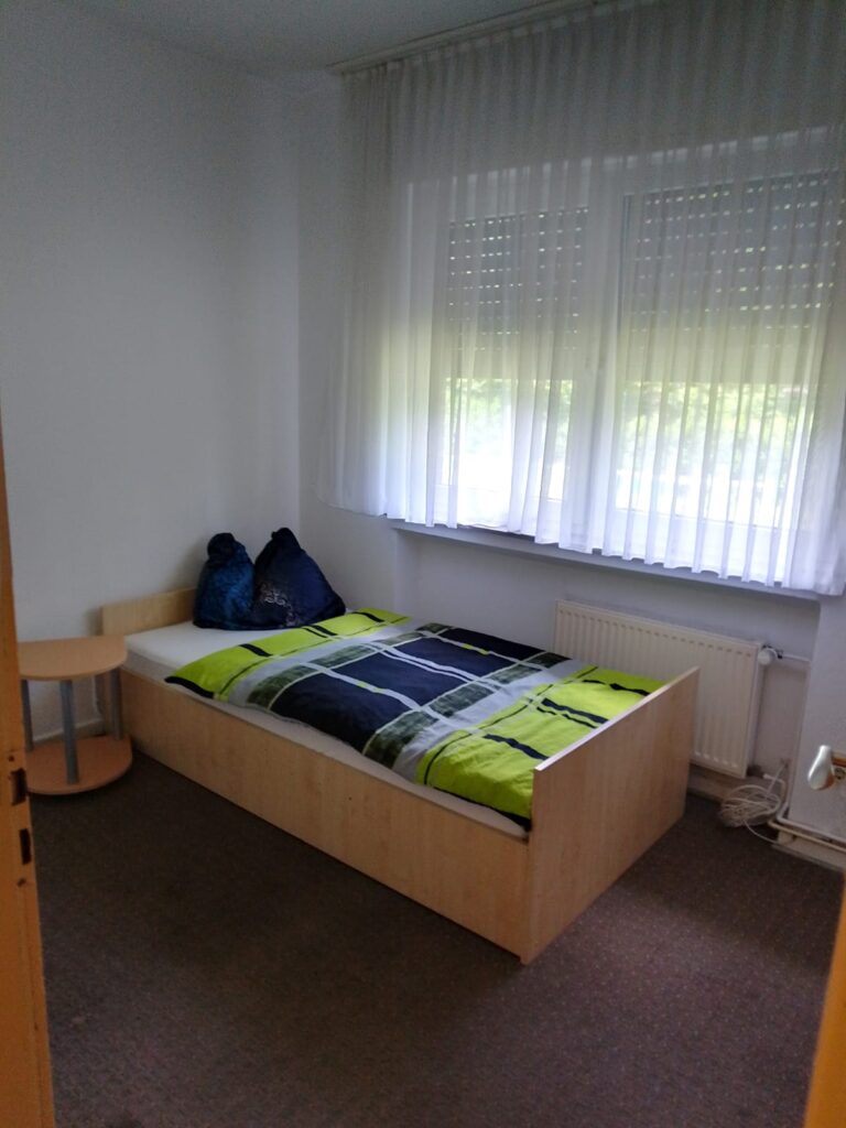 Unterkunft Zimmervermietung Wohnung Mieten