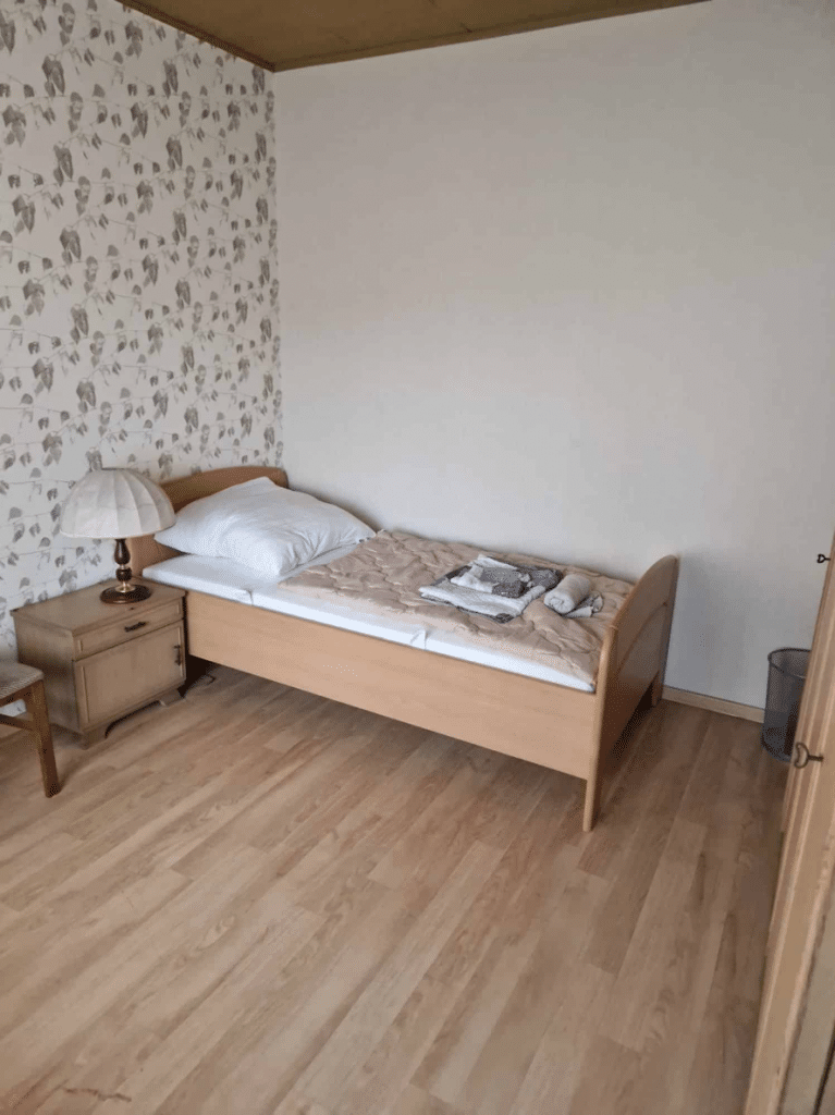Unterkunft Zimmervermietung Wohnung Mieten